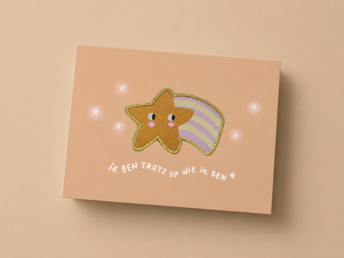 'Ik ben trots op wie ik ben' Affirmatie wenskaart met strijkpatch (PRE-ORDER eind aug)